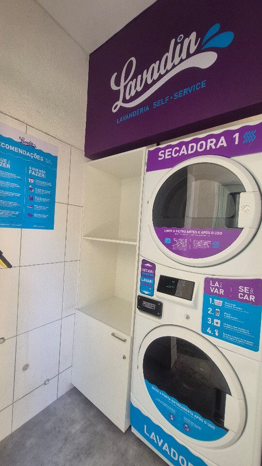 Instagram post from lavadinlavanderia. This post is in position 1.